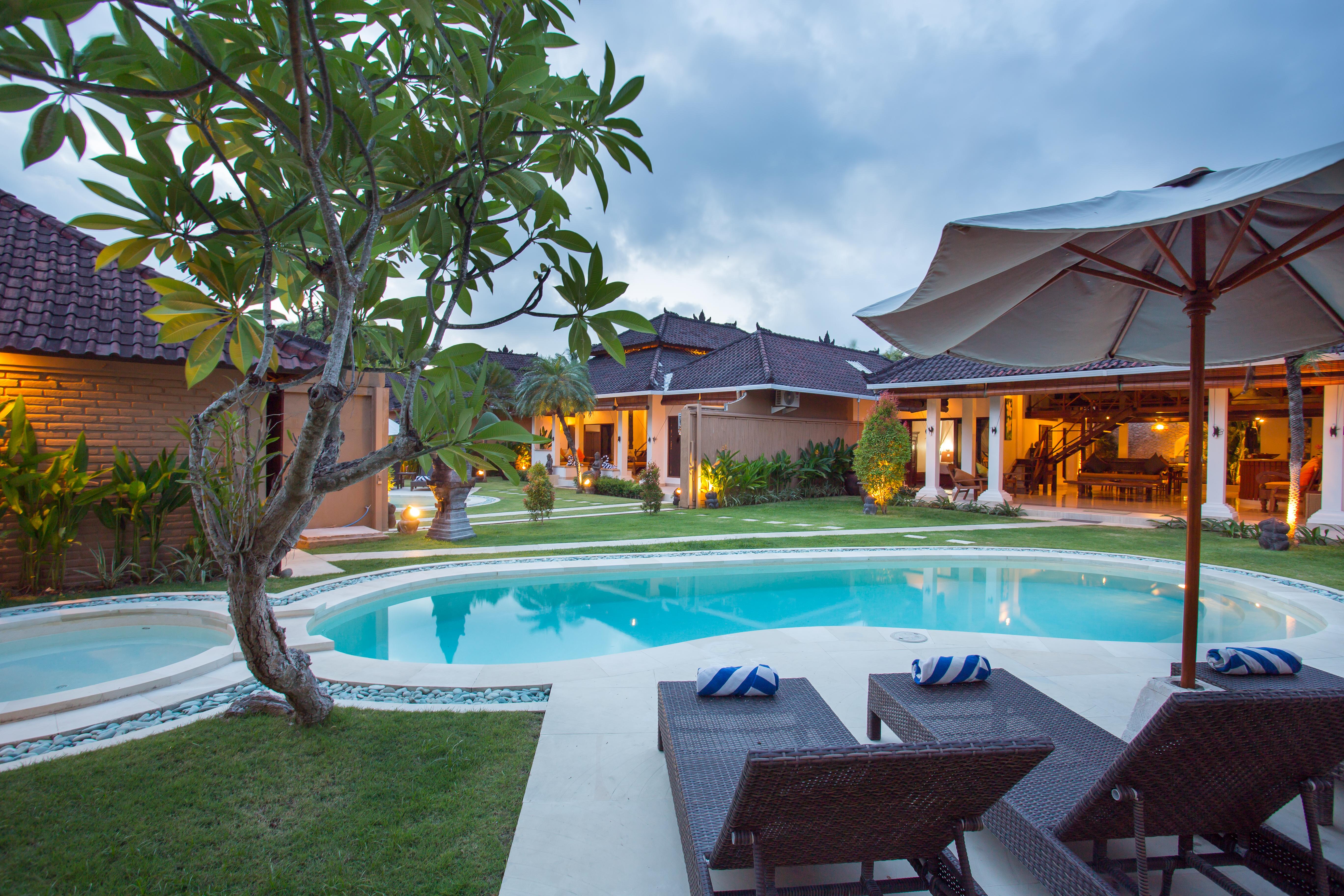 Dyana Villas Seminyak Buitenkant foto